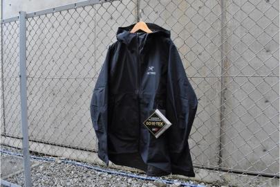 「アウトドアブランドのARCTERYX 」