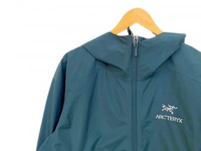 「アウトドアブランドのARCTERYX 」