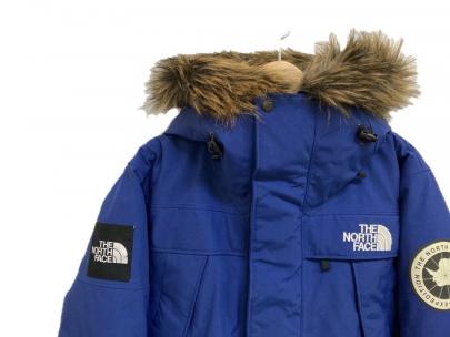 「アウトドアブランドのTHE NORTH FACE 」