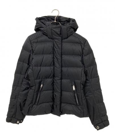 「ラグジュアリーブランドのPRADA 」