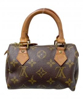 「ラグジュアリーブランドのLOUIS VUITTON 」