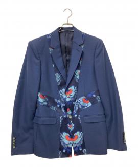 「ラグジュアリーブランドのalexander mcqueen 」