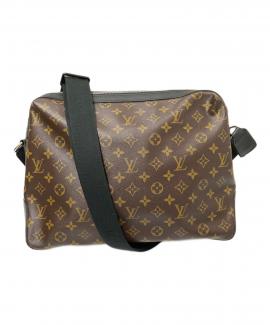 「ラグジュアリーブランドのLOUIS VUITTON 」
