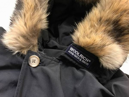 WOOLRICHのダウン