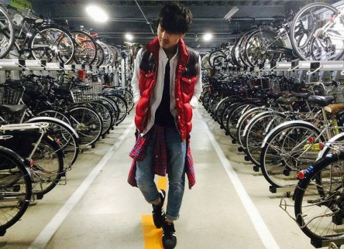 ディースクエアードのダウン