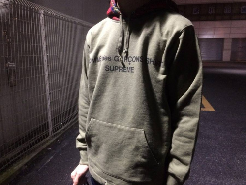 SUPREMEのスニーカー