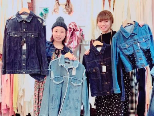 春のデニムジャケット