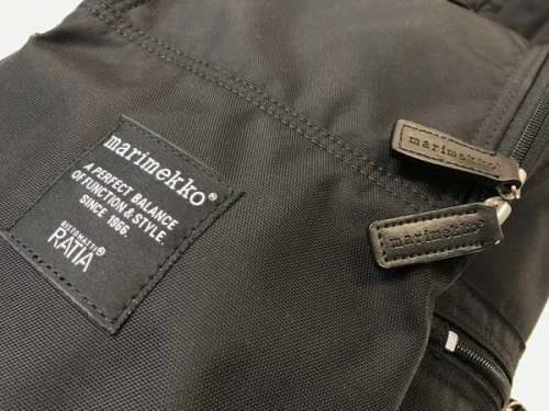 マリメッコのMETRO