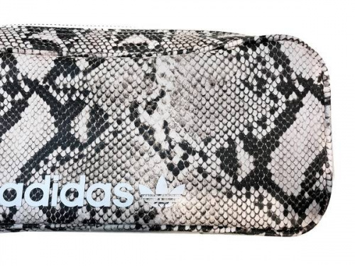 レディースのシューズ・バッグ