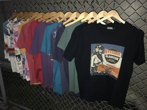 メンズのトップス