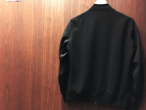 ボトムスの厚木