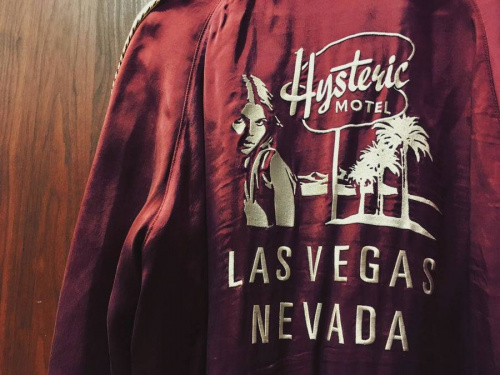 メンズのトップス