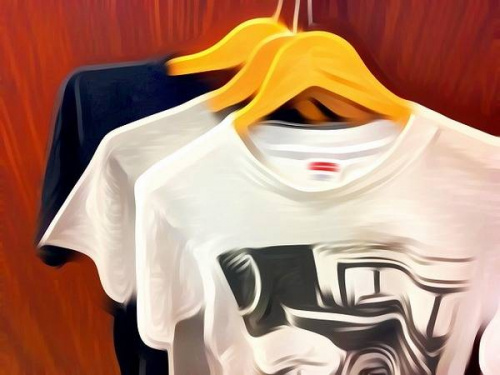 メンズのトップス