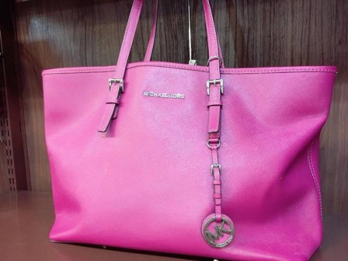 バッグのMICHAELKORS