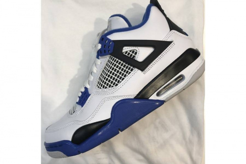 スニーカーの買取