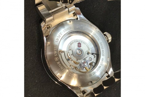 中古のVICTORINOX