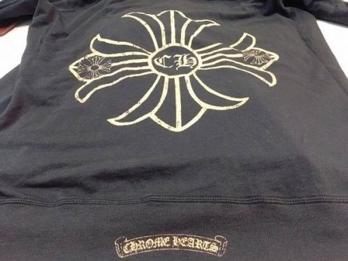 パーカーのクロムハーツ