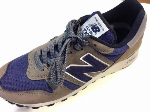 スニーカーのNEW BALANCE