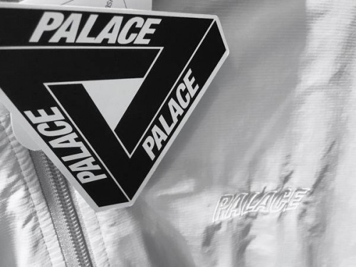 メンズのPALACE
