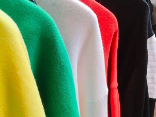 メンズのスウェット