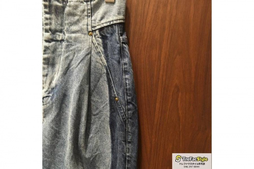 acne studiosのMARNI