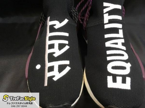 買取入荷のスニーカー