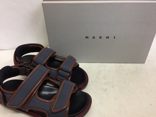 インポートブランドのMARNI