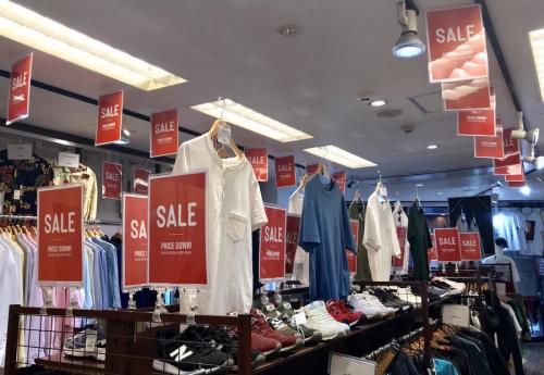 トレジャーラリーの夏物ＳＡＬＥ