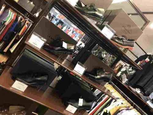 オンラインストア出品中