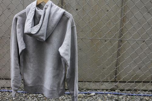 シュプリームの厚木