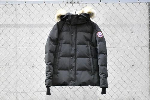 カナダグースのジャケット
