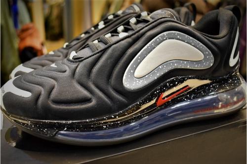 NIKE×UNDER COVERのナイキ×アンダーカバー