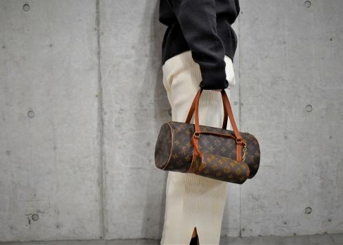 LOUIS VUITTON 　のルイ ヴィトン　