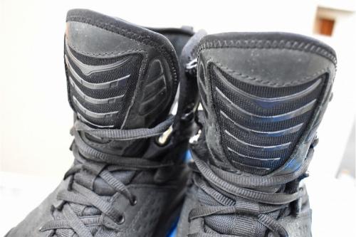 ホカ オネオネの厚木