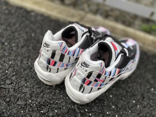 AIR MAX 95のCW2359-100