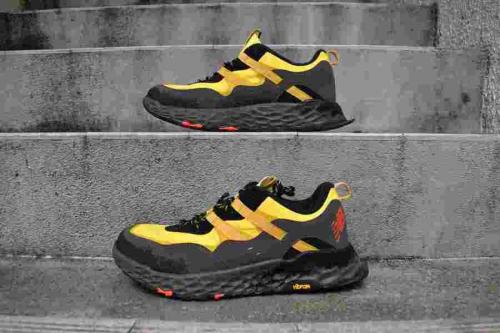 ニューバランスのスニーカー