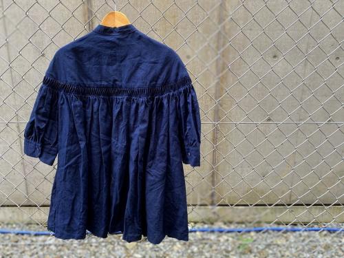 サイのリネン高密度タックシャツ