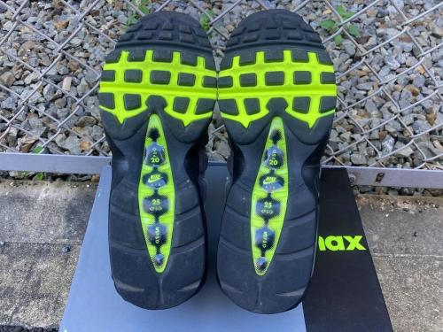 AIR MAX 95のイエローグラデ