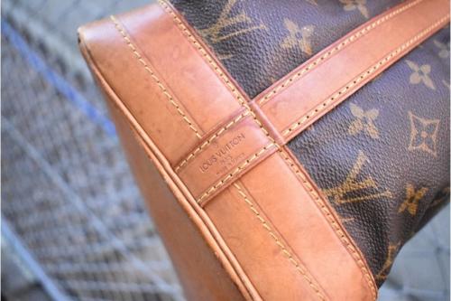 モノグラムのM42224