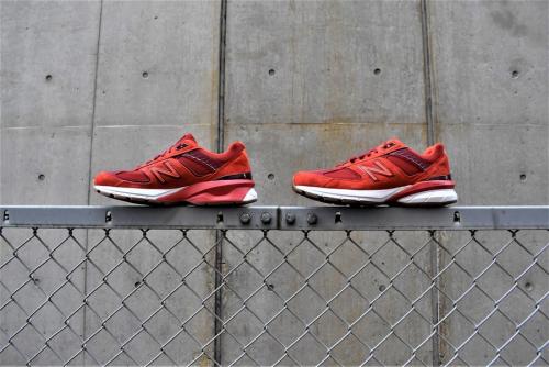 ニューバランスのM990V5