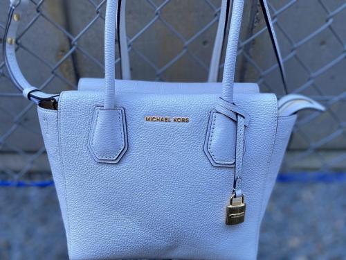 MKのサッチェルバッグ