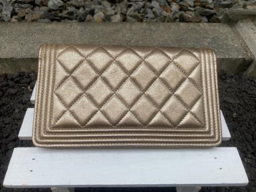 シャネルの財布