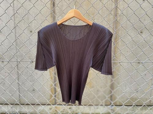 PLEATS PLEASEのプリーツプリーズ