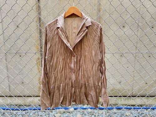 ISSEY MIYAKEのイッセイミヤケ