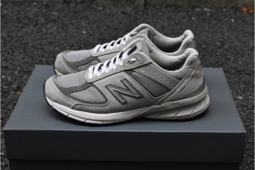 ニューバランスのM990