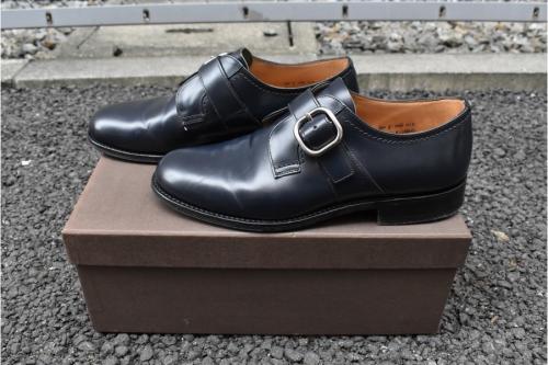 モンクストラップの革靴