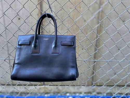 Saint Laurent Parisのサンローランパリ