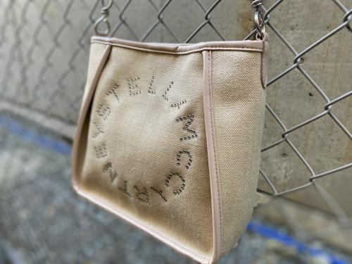 LOGO MINI CROSSBODYのブランドバッグ