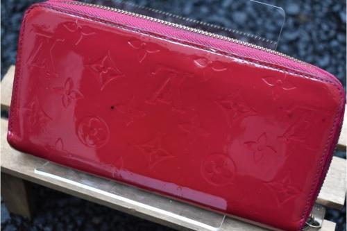 ルイ ヴィトン　の財布