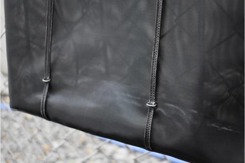 バッグのレザー